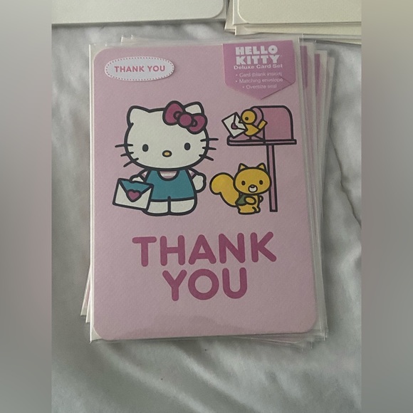 HELLO KITTY GREETING CARDS - Picture 7 of 8